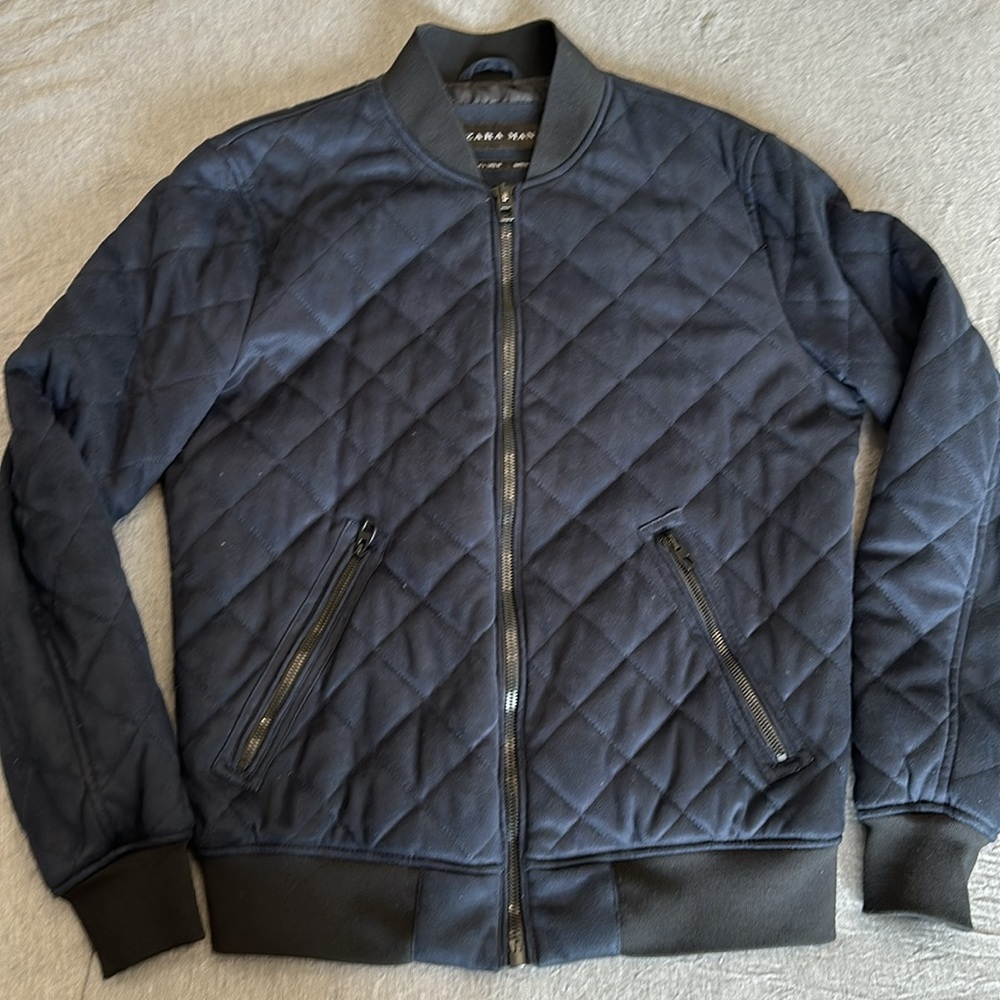 Quilted suede-like men’s jacket from Zara.